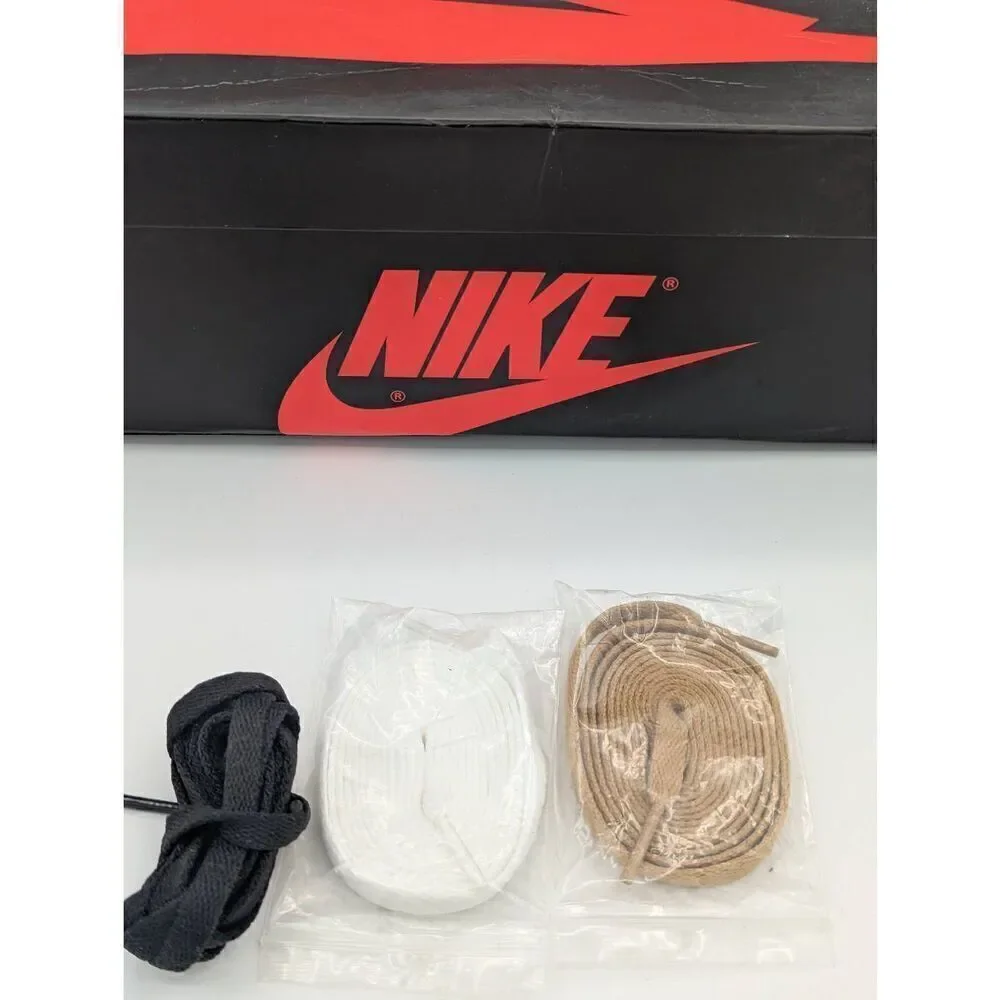 Jordan 1 retro high Patent gold toe men's size 8